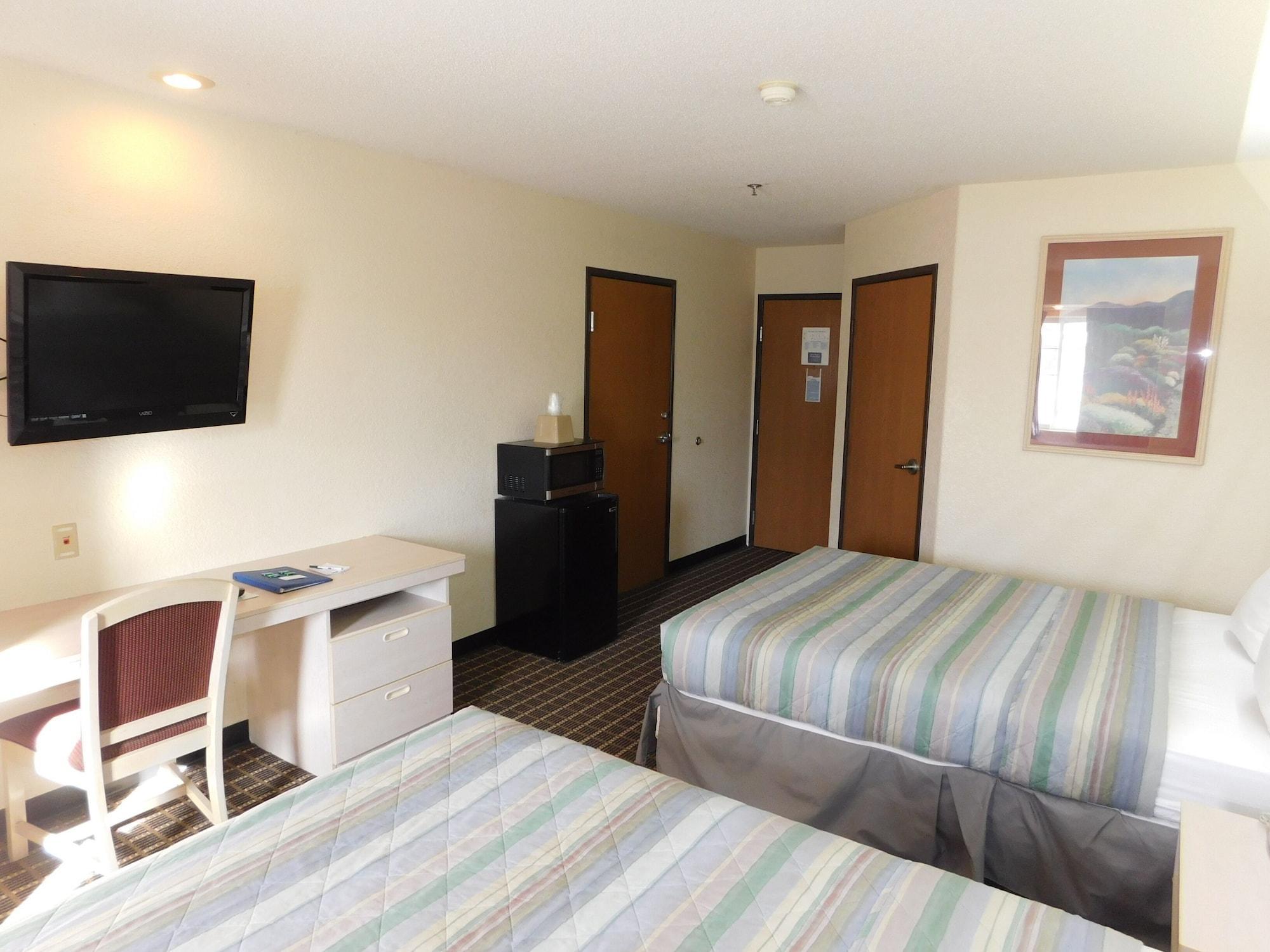 Travelodge By Wyndham שדרון מראה חיצוני תמונה